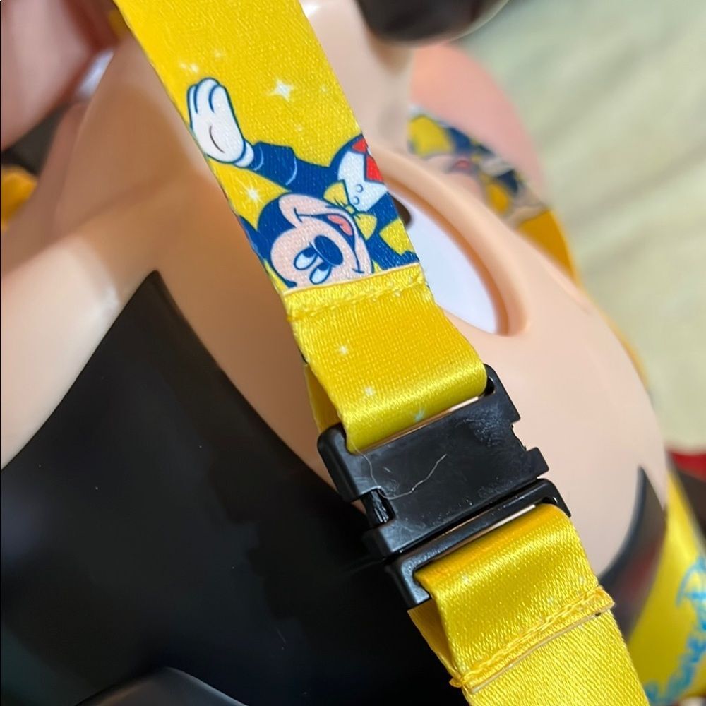 Mickey Mouse Disney talking pop corn bucket - Picture 5 of 8